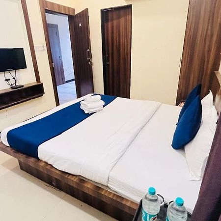 Hotel Ashoka Palace Ujjain Eksteriør billede