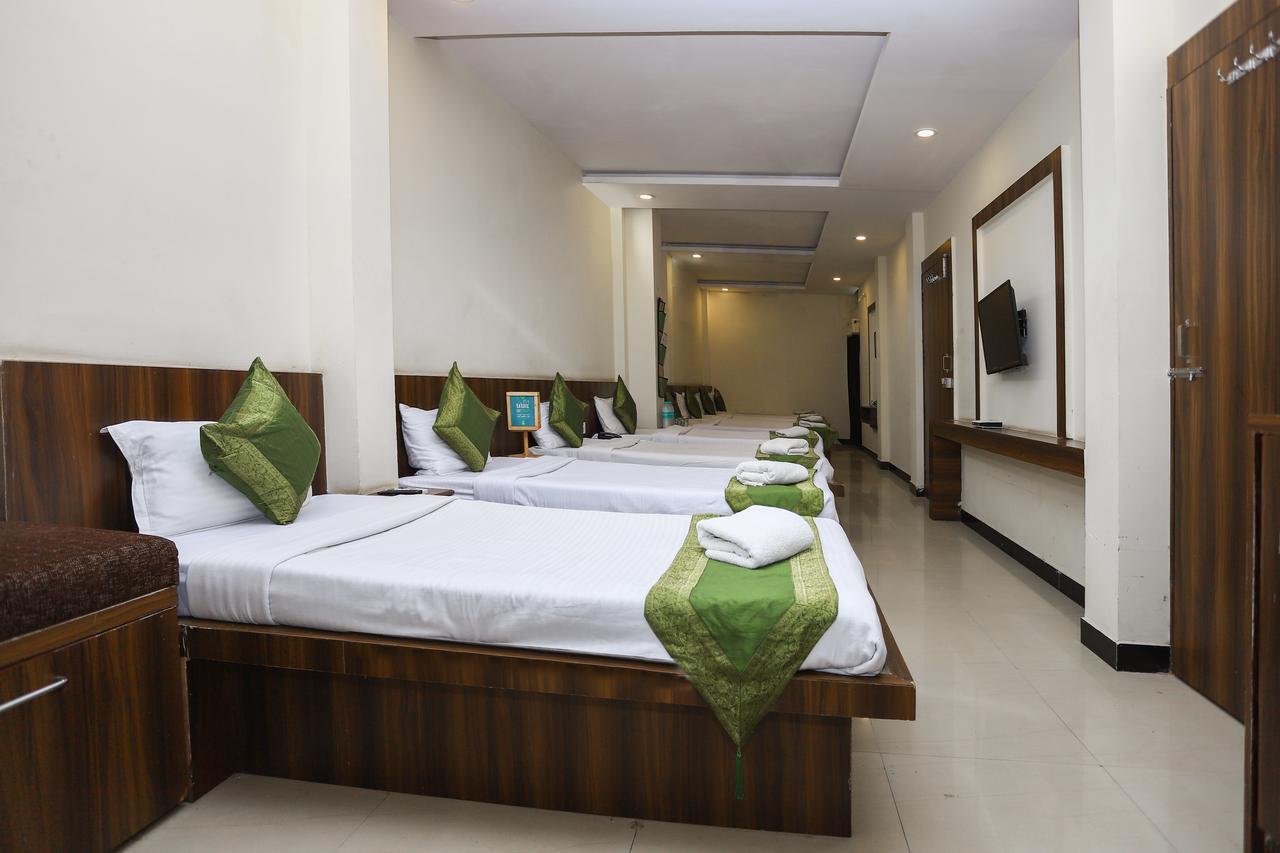 Hotel Ashoka Palace Ujjain Eksteriør billede