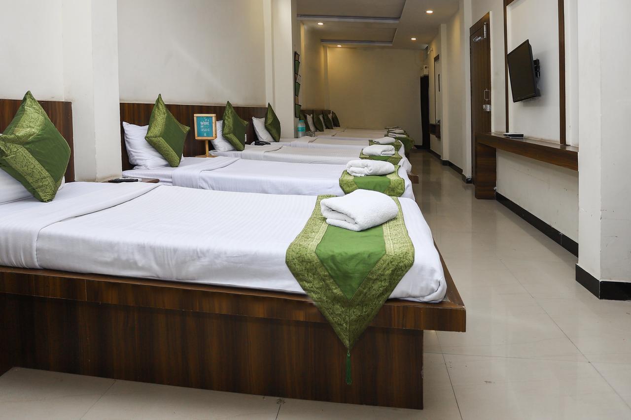 Hotel Ashoka Palace Ujjain Eksteriør billede